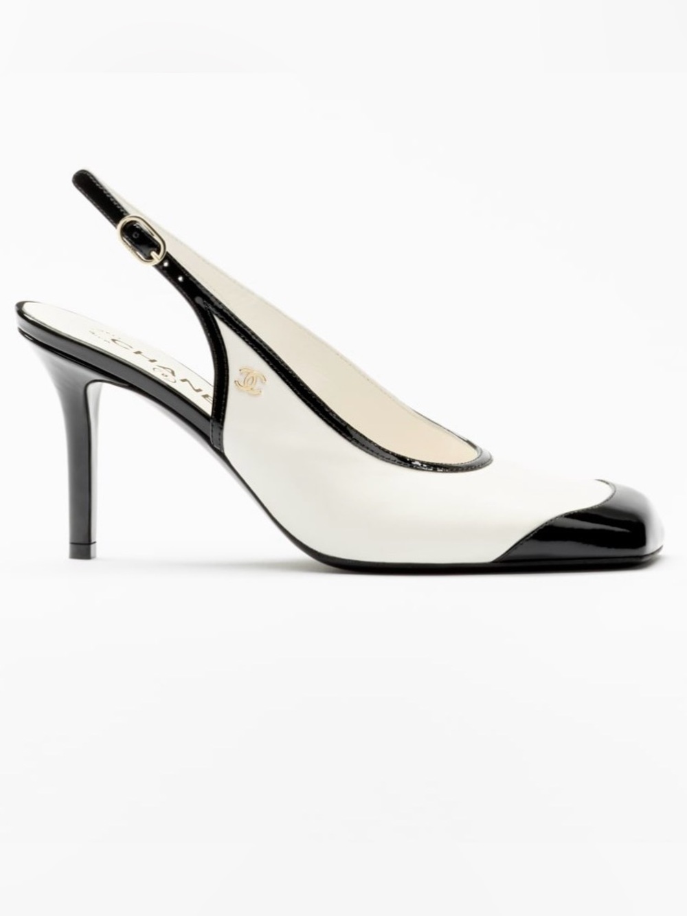CHANEL 26 WHITE & BLACK LEATHER & PATENT LEATHER SLING BACKS SIZE IT 37.5 NIB!